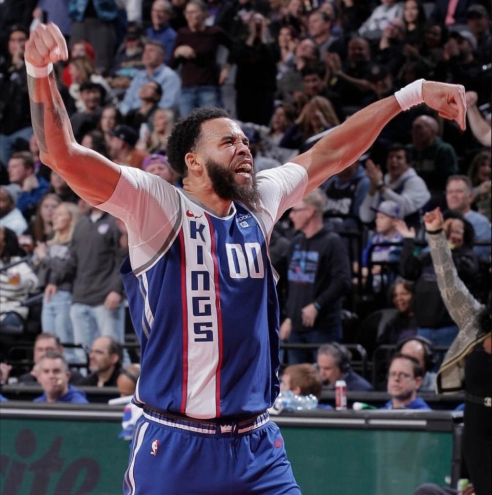 九游下载安装-萨克拉门托国王队美女啦啦队